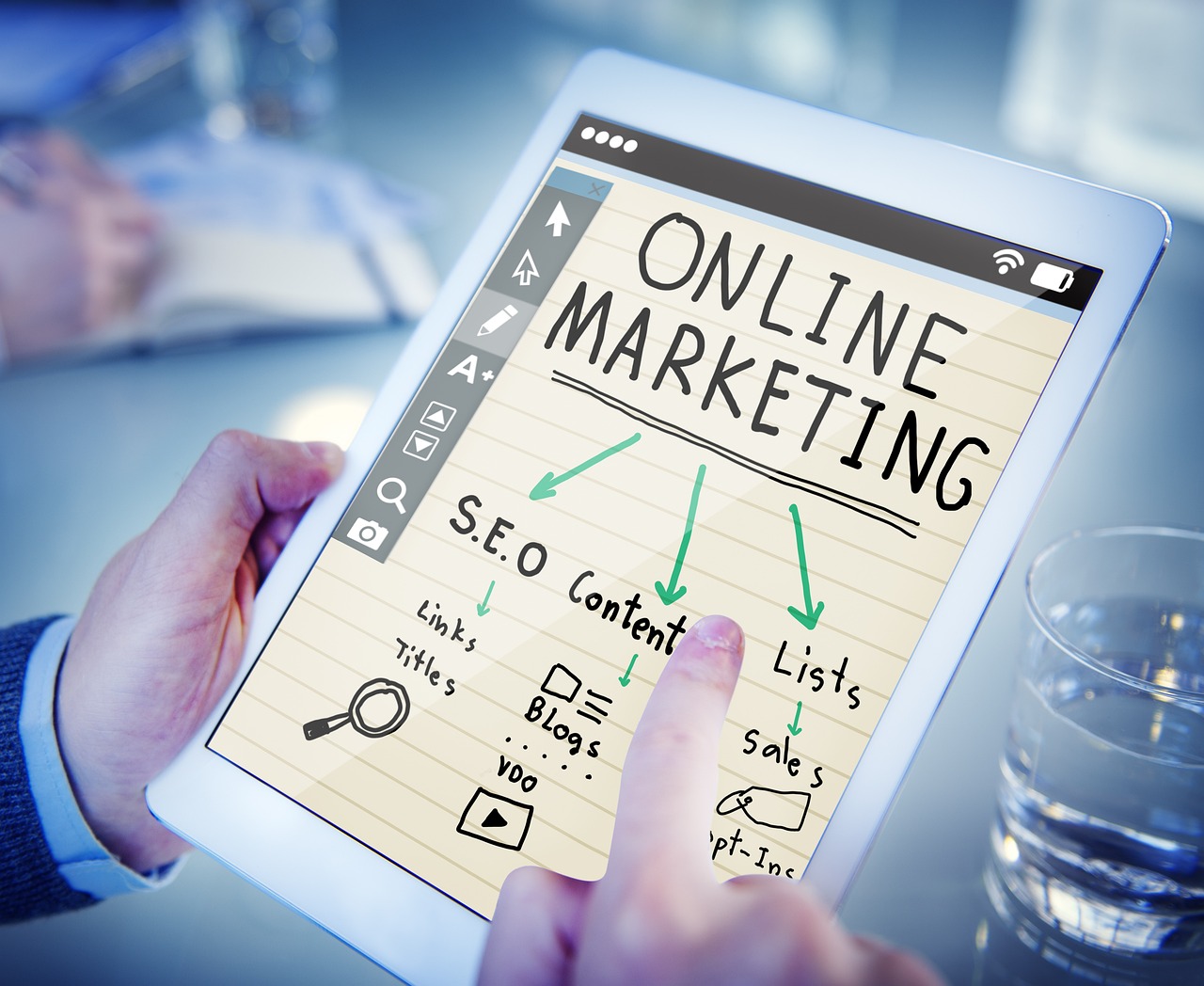 Lavorare nel digital marketing: Come si inizia, Cosa fare, Corsi