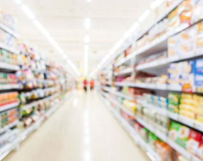 Lavorare nei supermercati: ruoli, pro e contro, come trovare lavoro